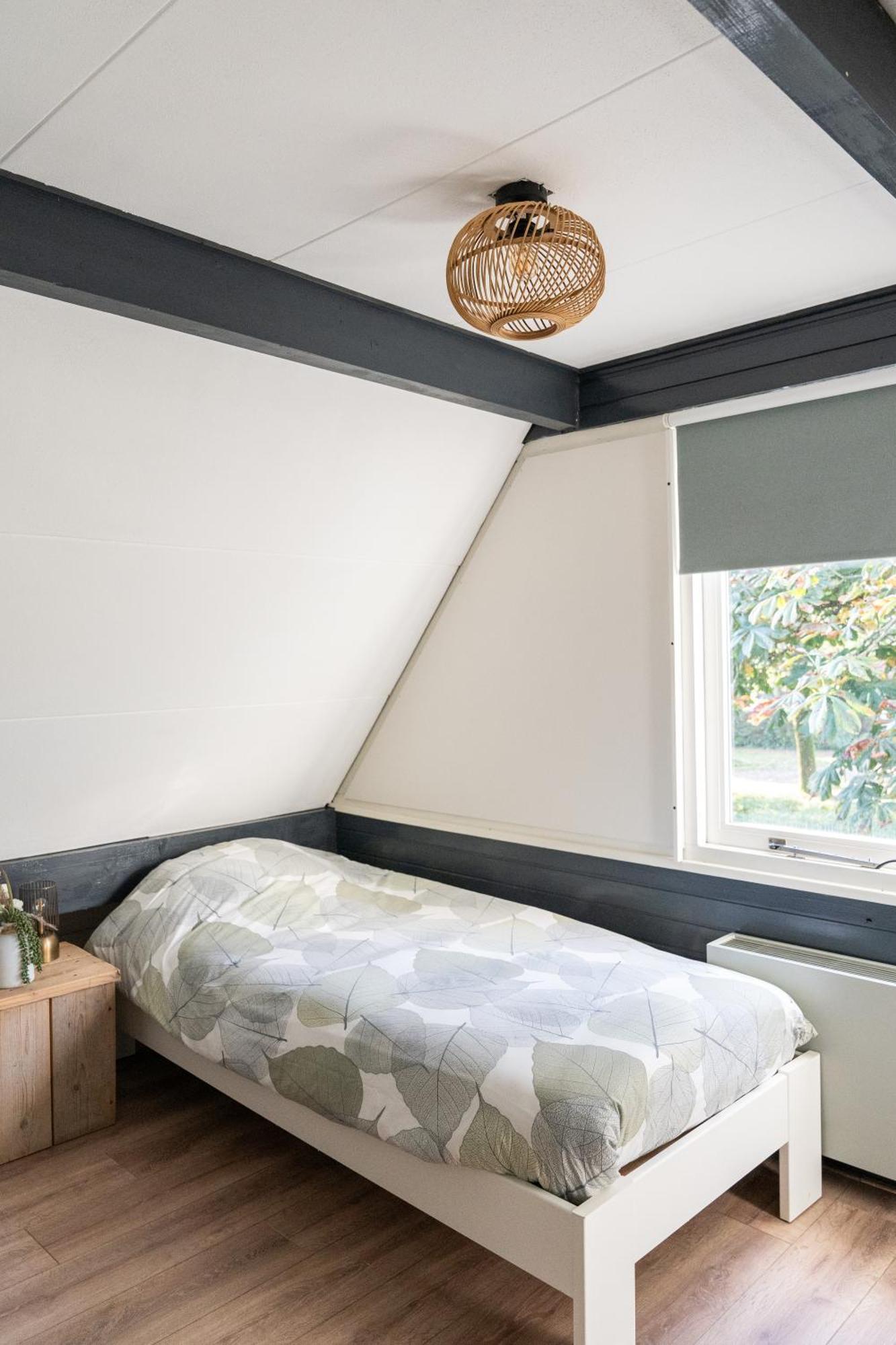 Peaceful Holiday Home In Tuitjenhorn Exterior photo